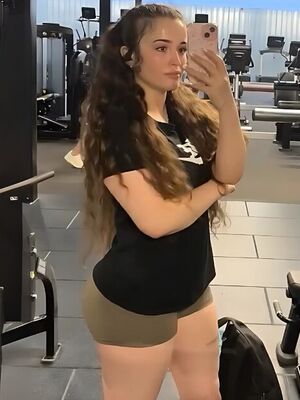 Yasmin Zbari